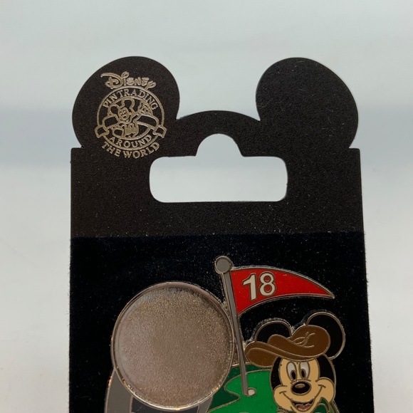 Disney Parks Walt Disney World Mickey Mouse Golfing Collectible Pin - Picture 3 of 7